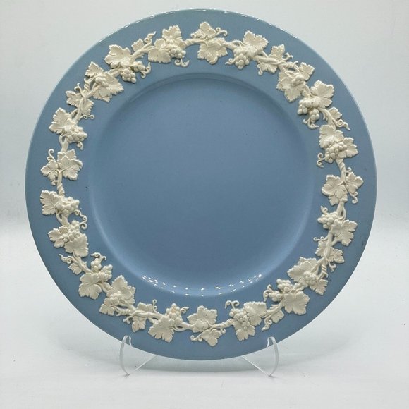 Wedgwood Dining Wedgwood Embossed Queensware 5 Dinner Plate